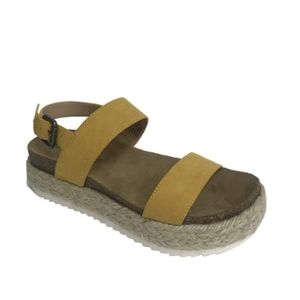 Big Buddah jute platform sandals sz 8